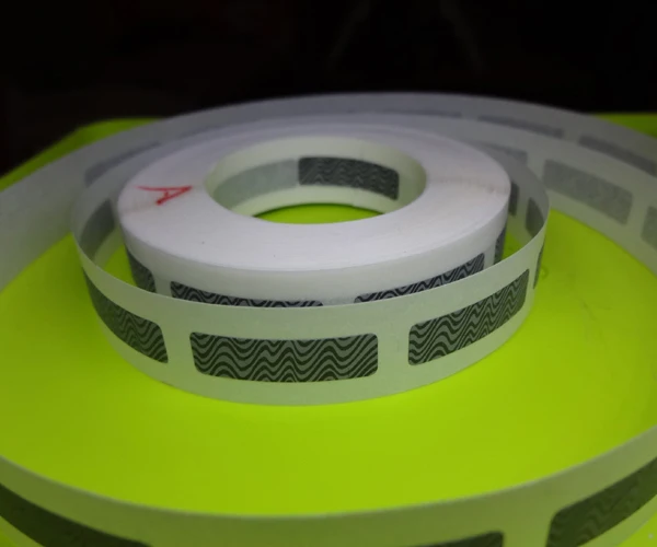 Professional supply scratch off label sticker roll with low price