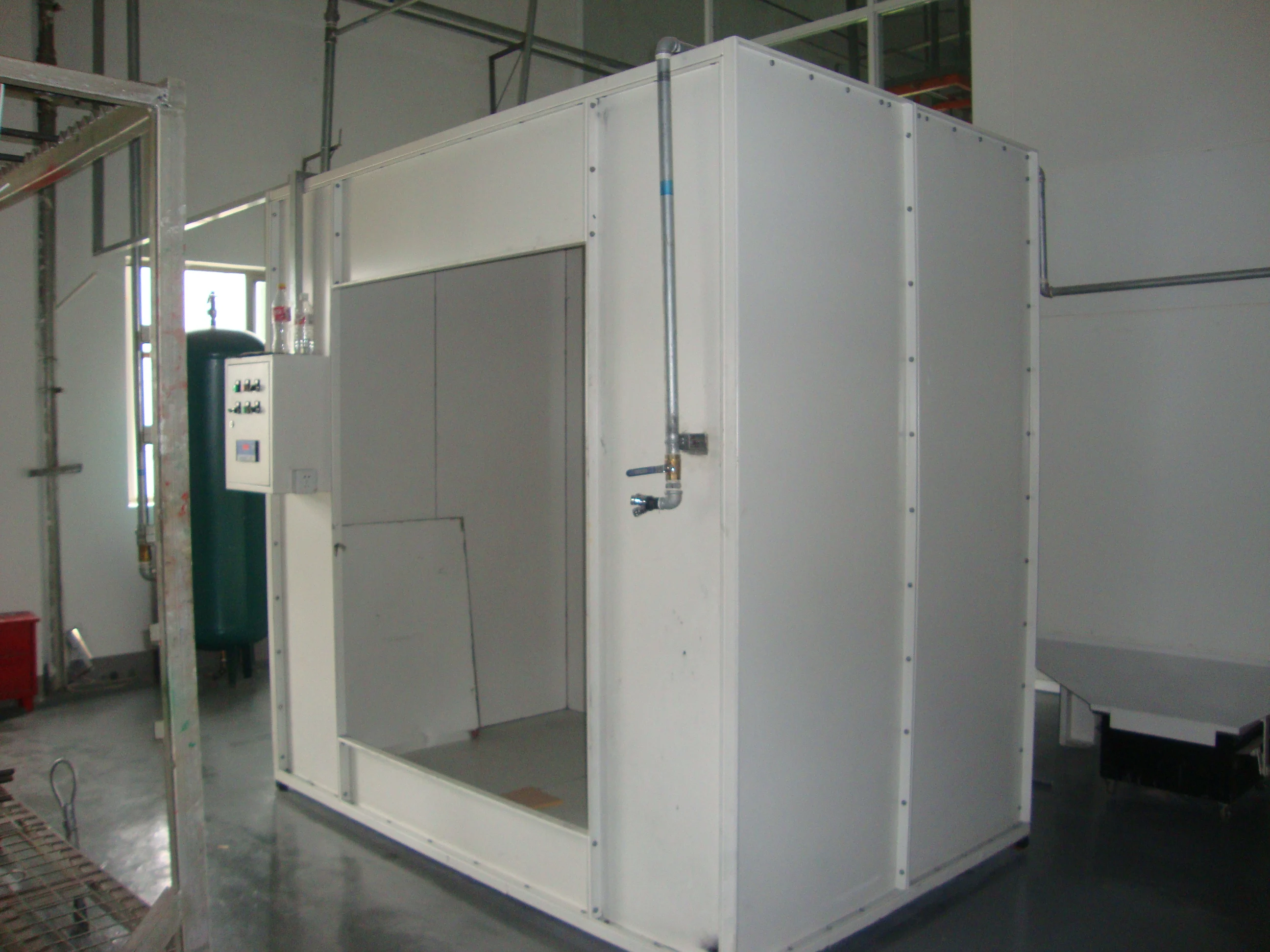 
Plastic Materials Electrostatic Powder Coating Spray Booth with Whirlwind Cyclone Powder Recovery System 