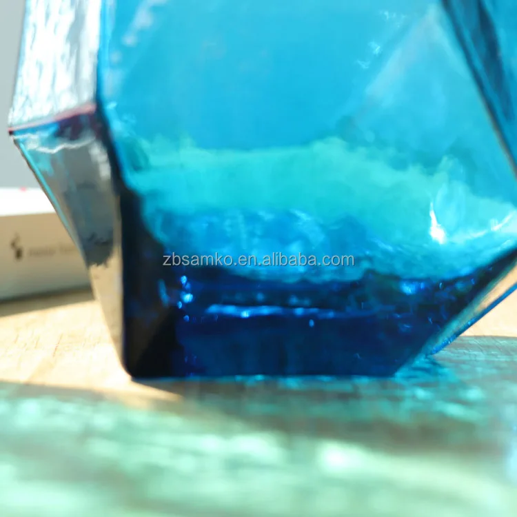 Hand Blown Colored Flower Glass Vase For Home Decoration