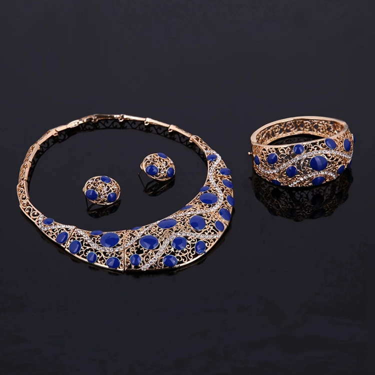 Fashion Luxury 4 Piece Dubai Gold Plated African Jewelry Set Wholesale Arabic Bridal Wedding Costume Jewelry Sets