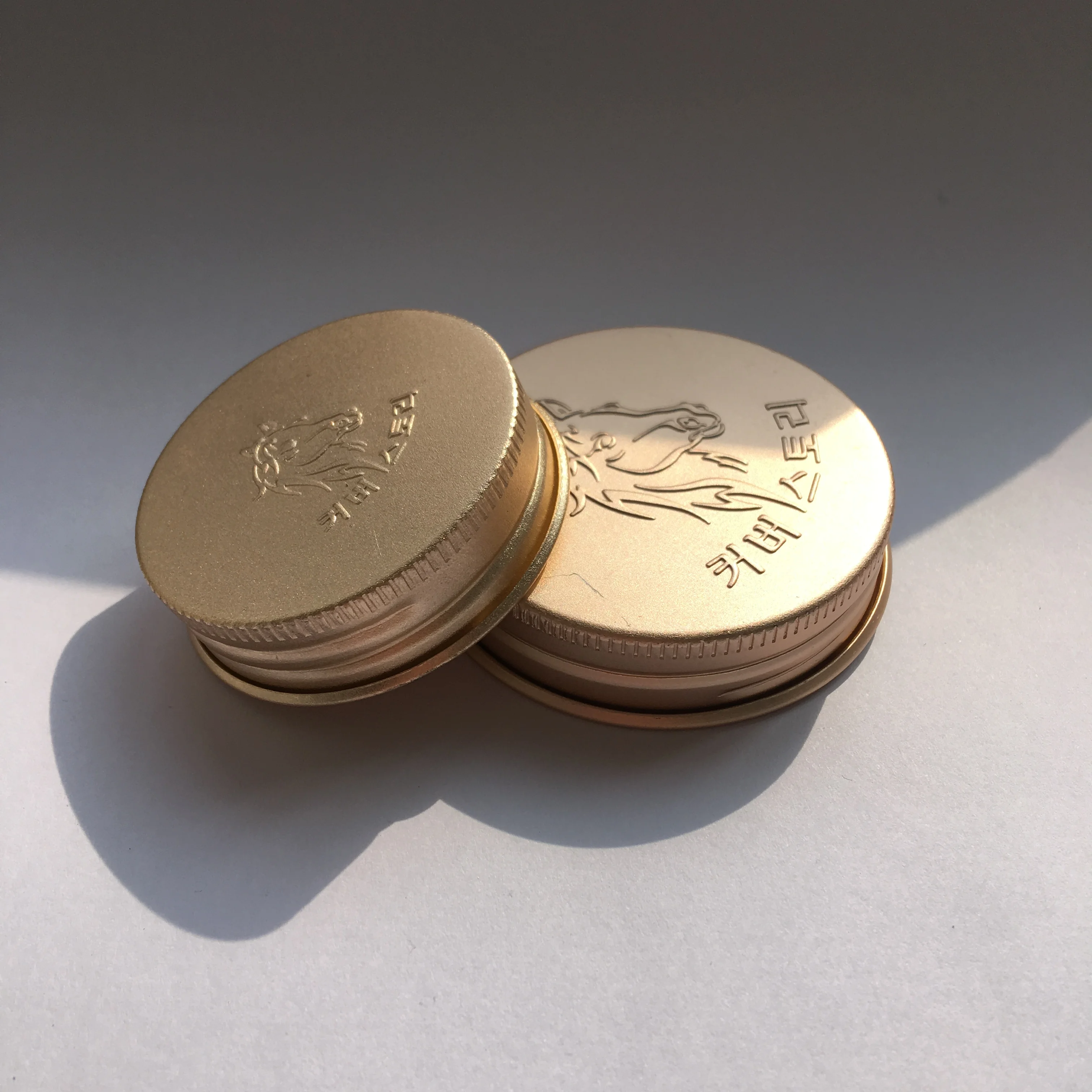 
aluminum screw bottle cap for voss water 