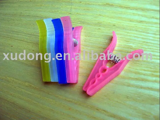 пластиковые колышки