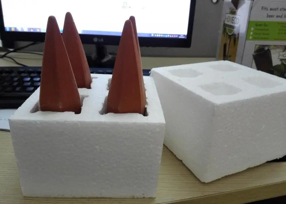 Terracotta Plant Watering Spikes 4 Pack Set Self-Irrigation Watering Stakes