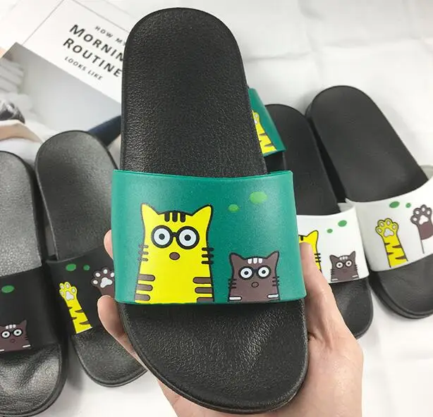 2018 new summer cartoon drawing cat pattern for men and women leisure PVC slippers