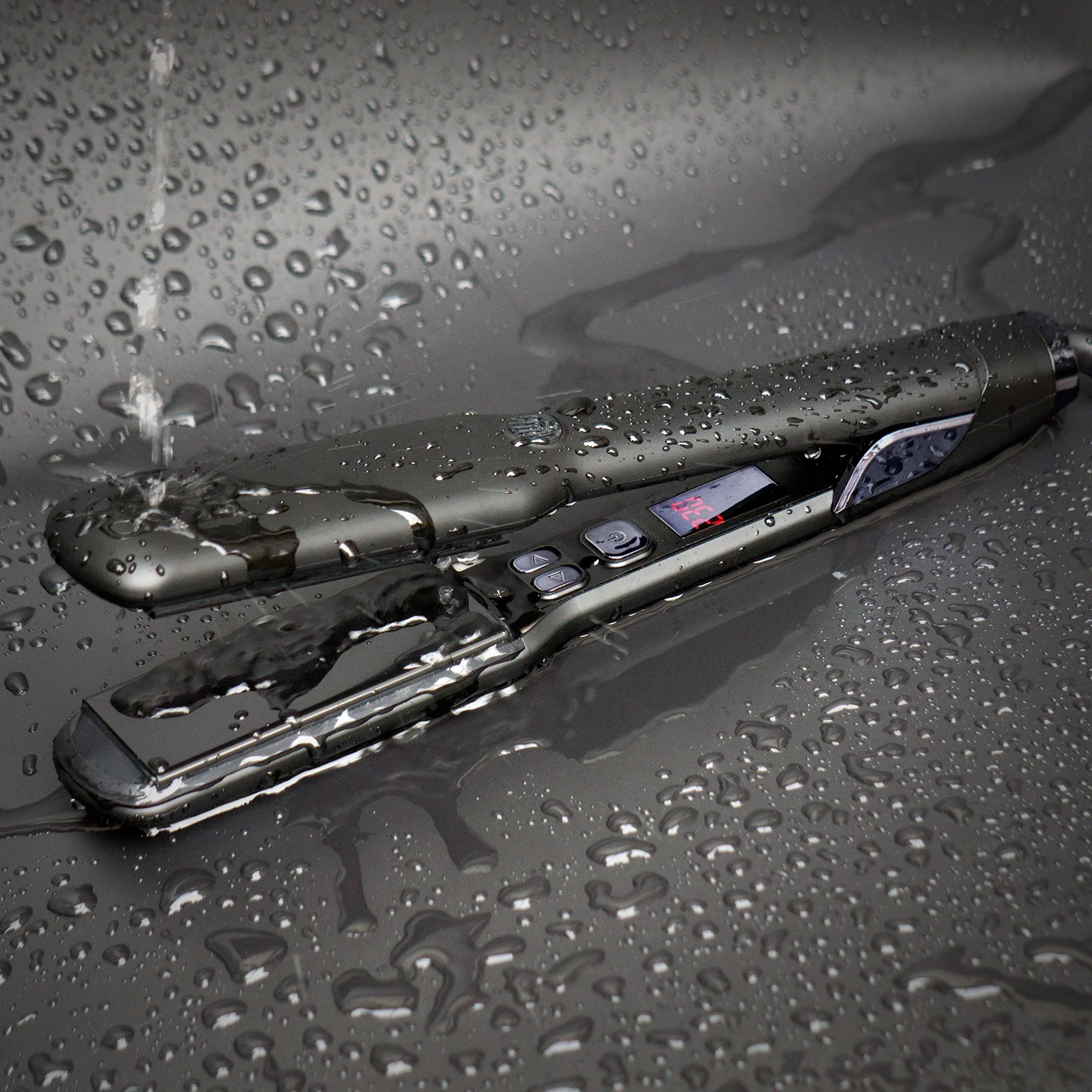 450F intertek  hair straightener waterproof TUV,ETL certificated