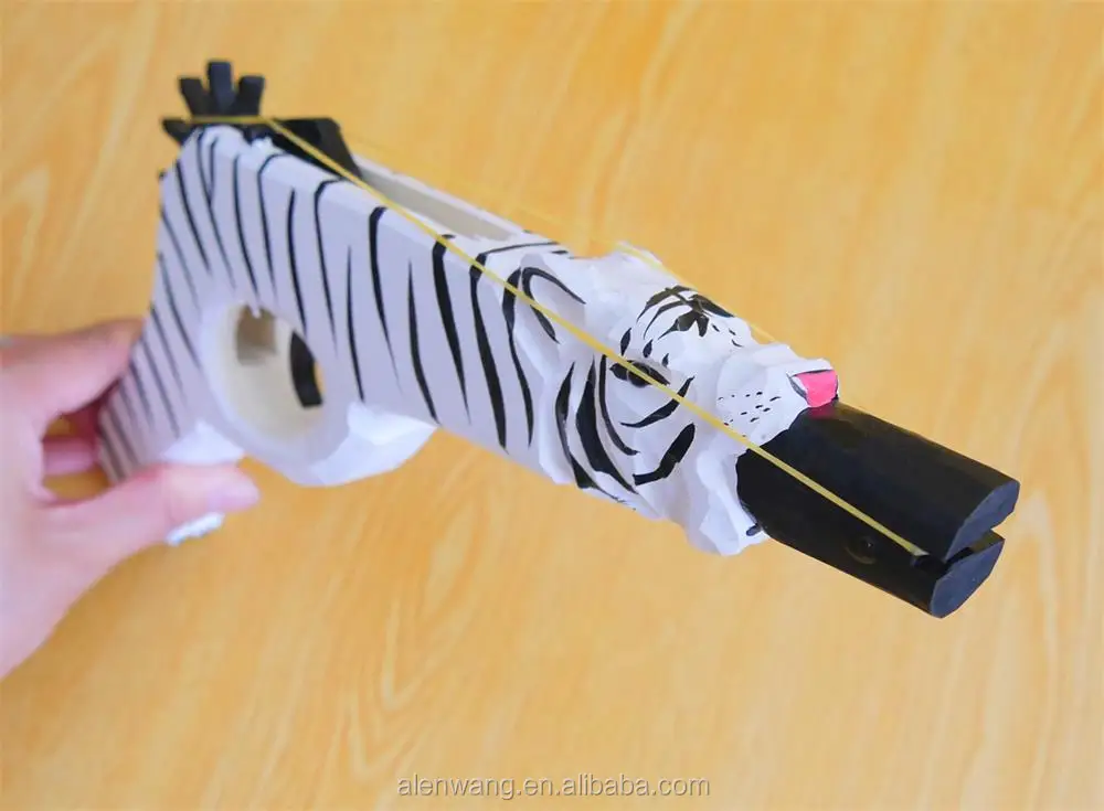 
wood factory standard outdoor rubber bands shooting animal wooden toy gun 