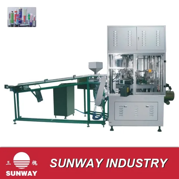 Full-servo running device tube shoulder injection machine