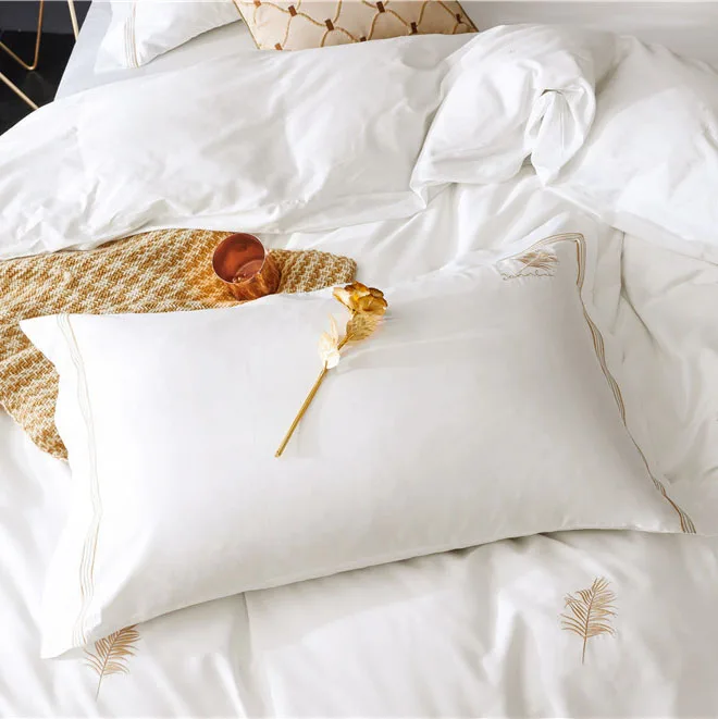 100% cotton  Embroidered bed sheet duvet cover  fitted sheet home