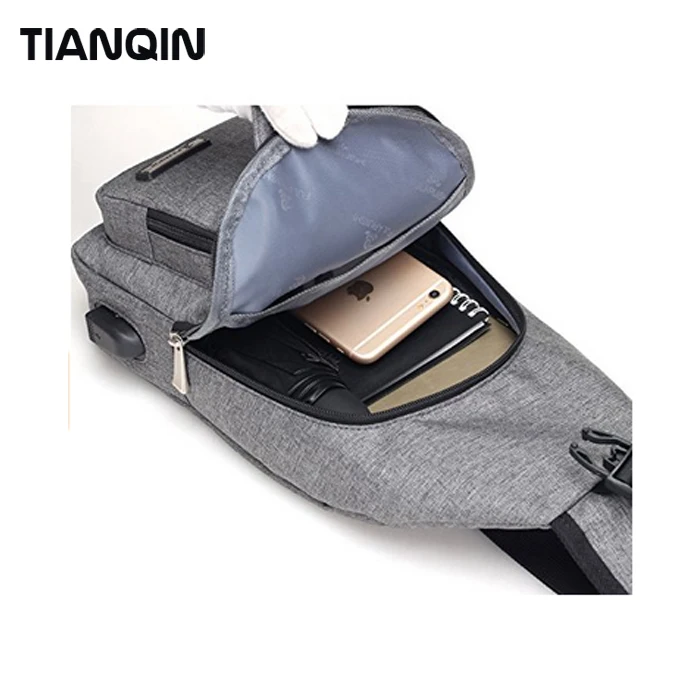 New Design Fashion Trend Travel Backpack Daypack Sling Bag with USB Charging for Men Women