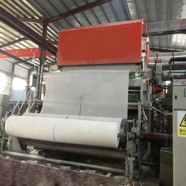 5-7 тонн в день 1880 древесной массы сырья ткани бумагоделательной машины