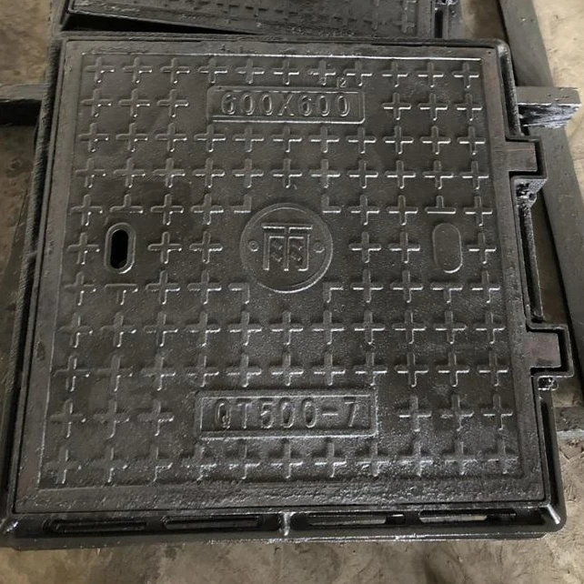 double seal square iron manhole cover