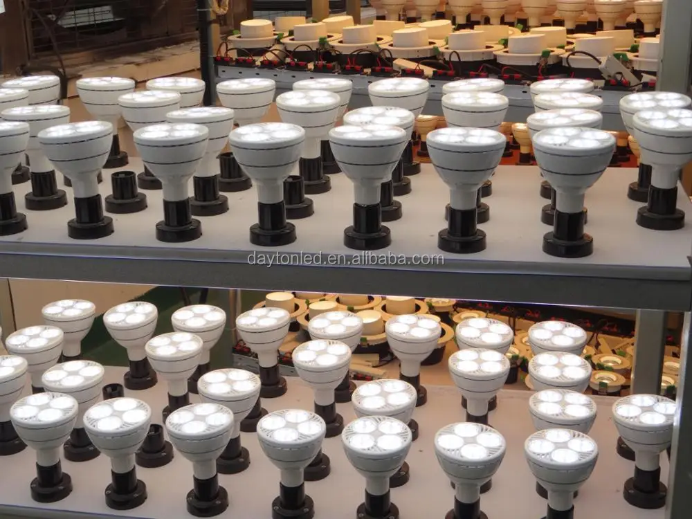 ETL CE ROHS Approved PAR30/PAR38 Ceiling LED Light 35W/40W par30 flood light bulb