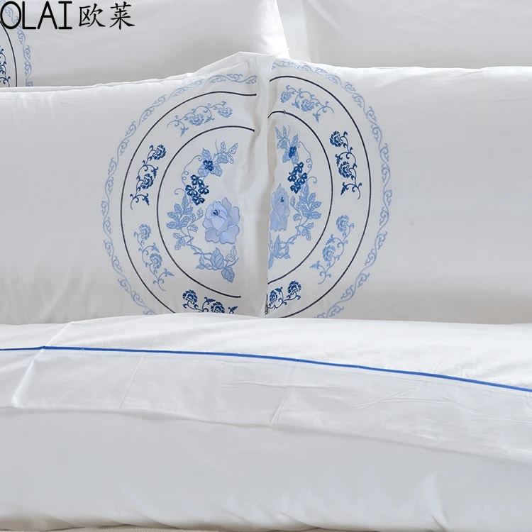Embroidery custom logo Solid Color Duvet Cover Set Bedding Set For Wholesale