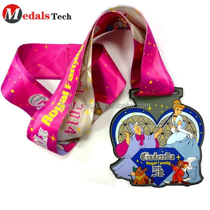 Self-designed Kids Gift Cheap plastic PVC sport medals for marathon