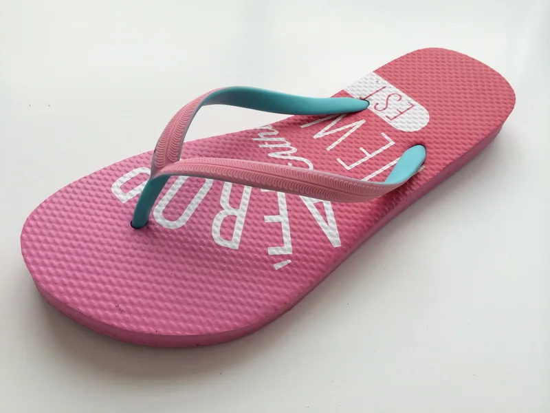 Подросток нудистский пляж / тапочки мальчик китайская девушка картина вьетнамки