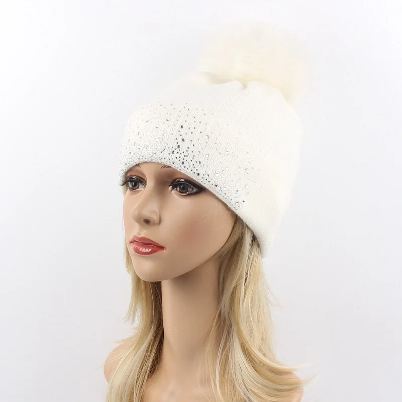 Fashion Knitted Rhinestones Beanie Hat For Women Soft Winter Bling Beanie Hat