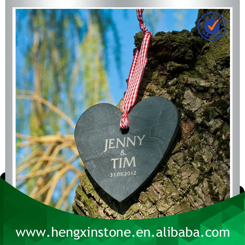 
Factory Direct Price 10*9*0.5cm Heart Shape Slate Hanging Heart Tag Keepsake Gift (Customized Laser Design) 