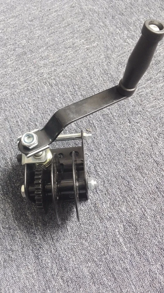 CE SGS approved manufacturing 600lbs worm gear tripod winch