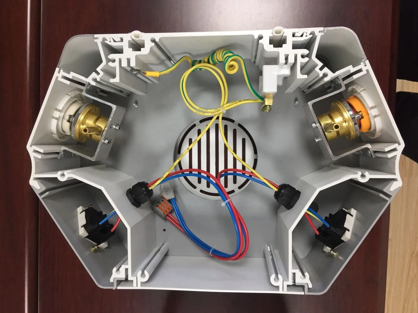 Medical gas electric equipment surgical pendant for icu room