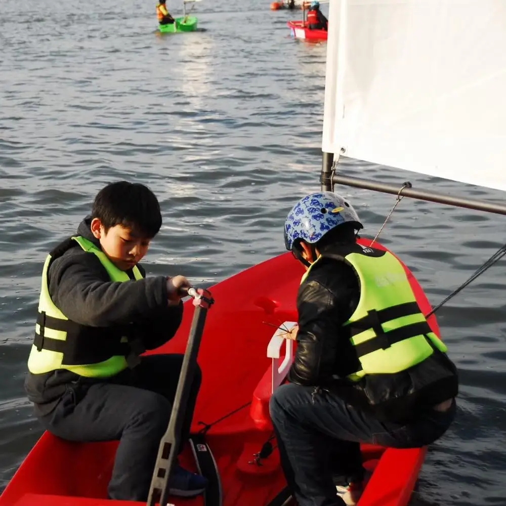 
optimist sail boat for children 