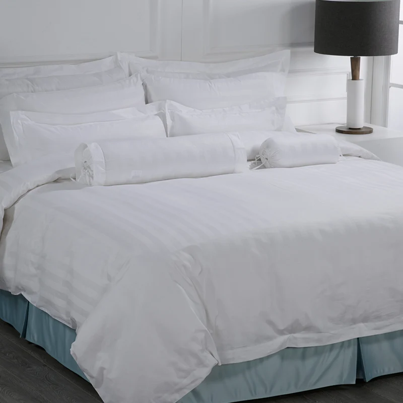 White bed luxury bed sheets hotel room bedding