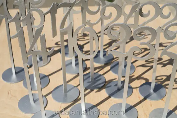 2021 laser cut wooden table numbers for wedding decoration