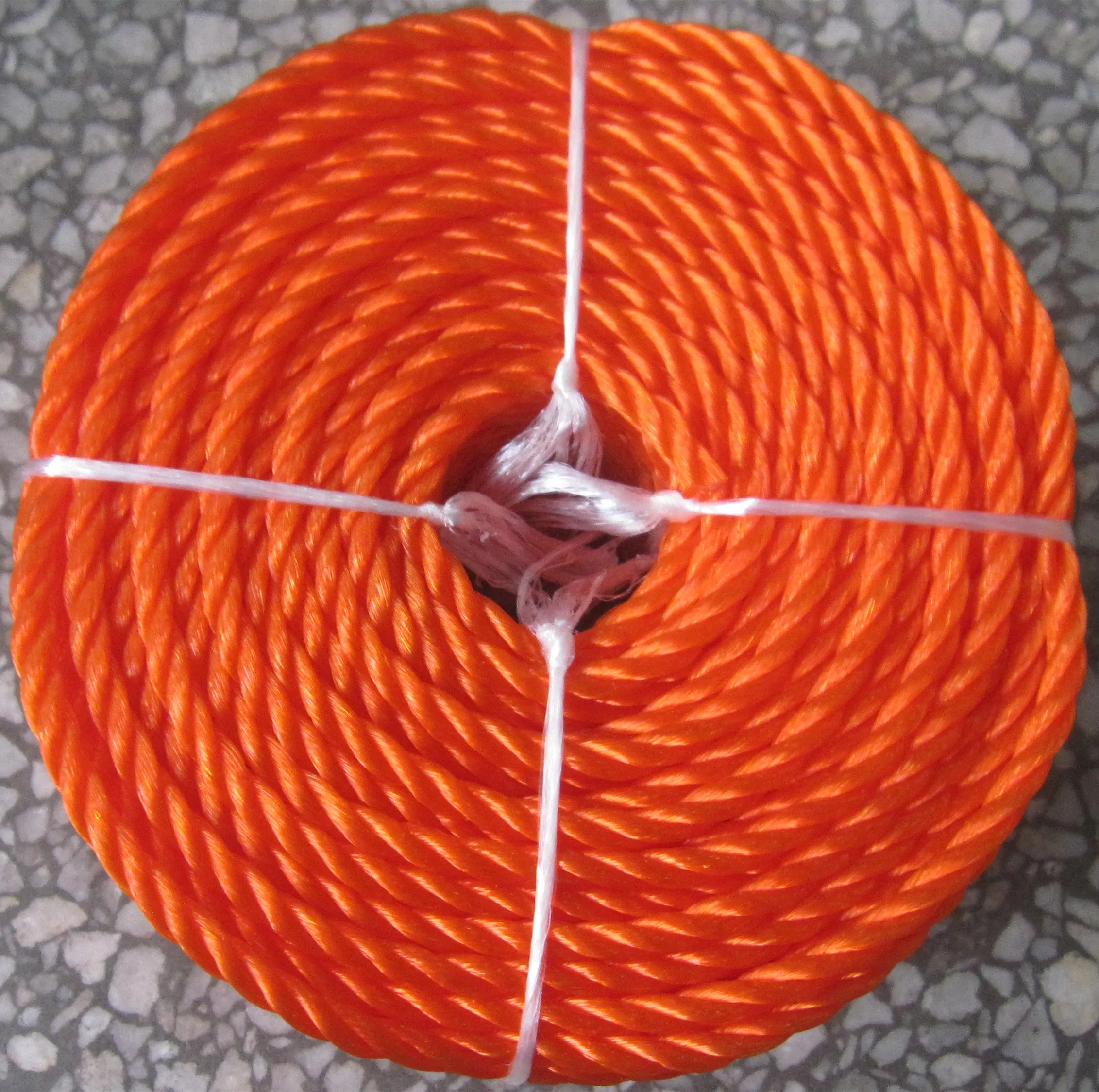 Cheap price 6mm*100yards  PE nylon rope  3 strands twisted rope for Africa