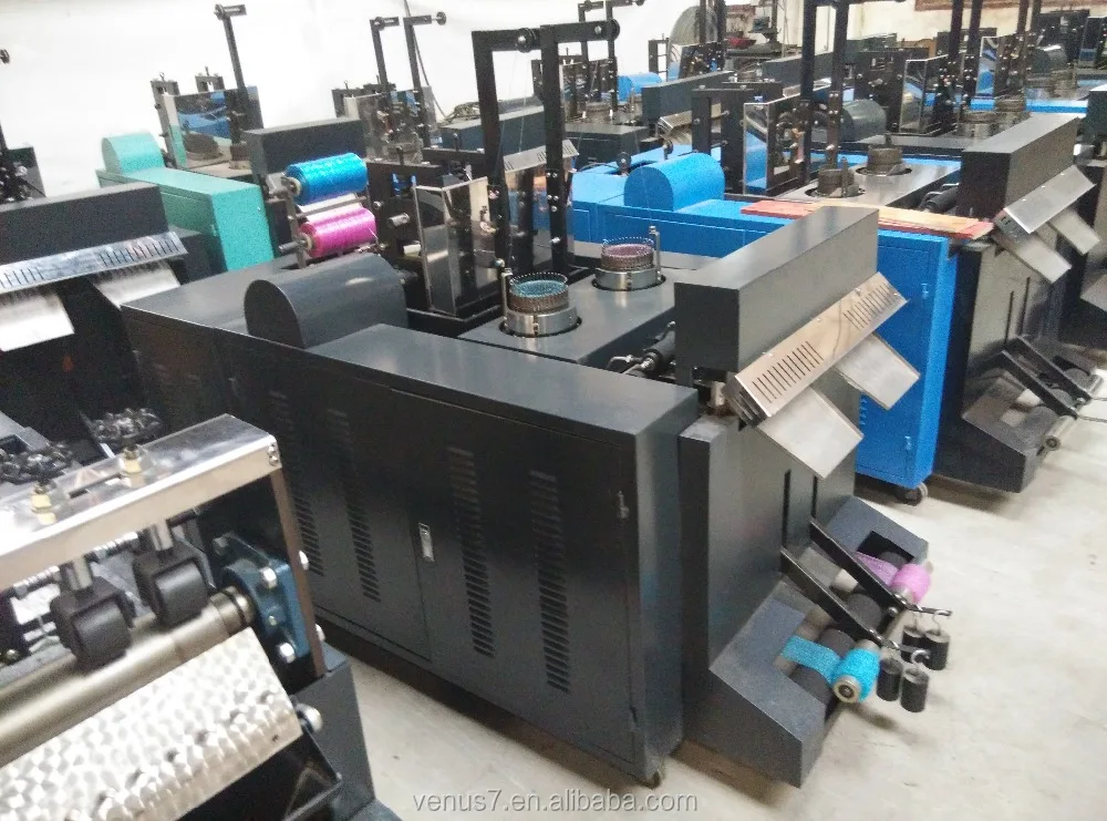 Full-automatic mesh scourer knitting machine