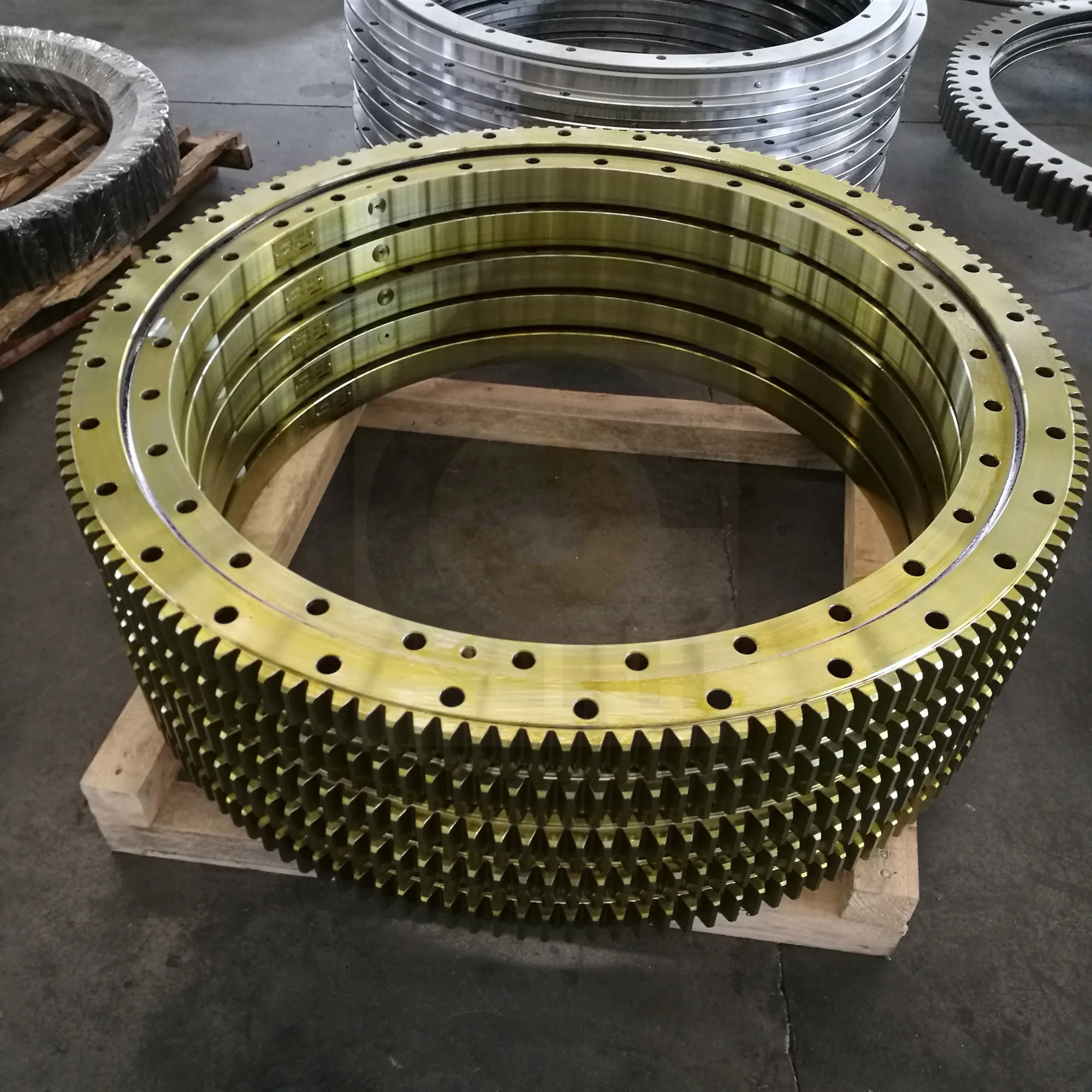 300-800mm External gear slewing ring bearing for Ladle turret