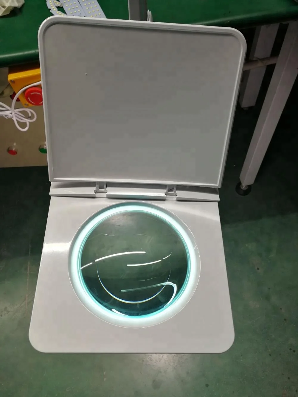 Factory customized logo beauty equipment magnifying lamp with stand