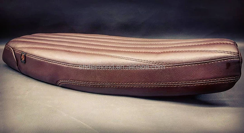 Bonneville T100 Leather custom scrambler seat Cushion/Thruxton saddle/triumph streettwin900 Seat/T120 classic diamond selle