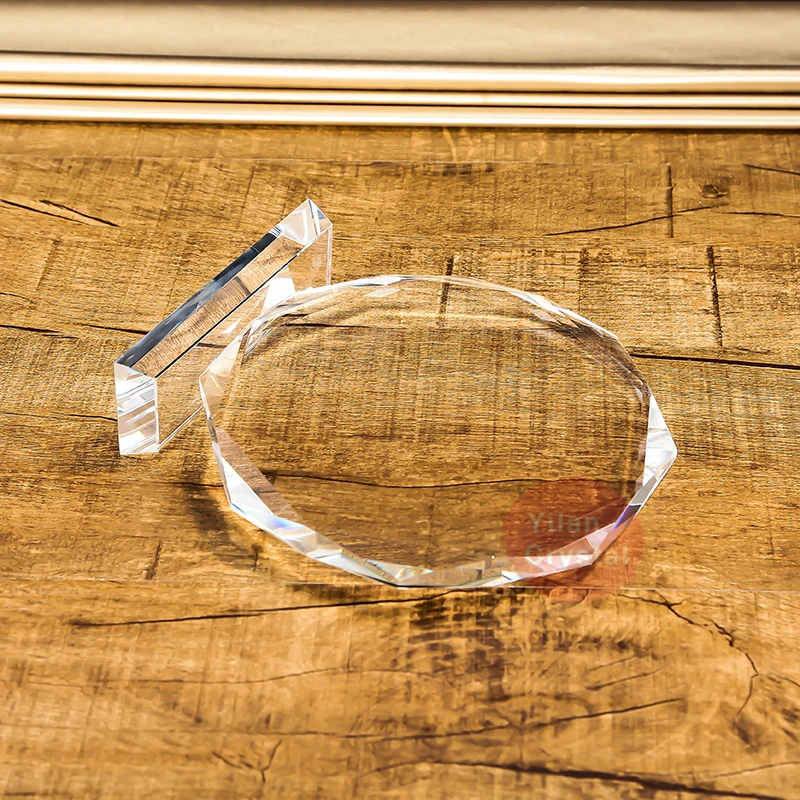 YL-2022 High Quality Football Match Award Sports Octagon Crystal Award Trophy Glass Plaque Cup Award