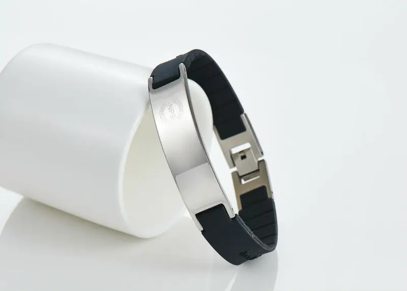 p071 черный магнитный баланс титана энергии власти германия браслет