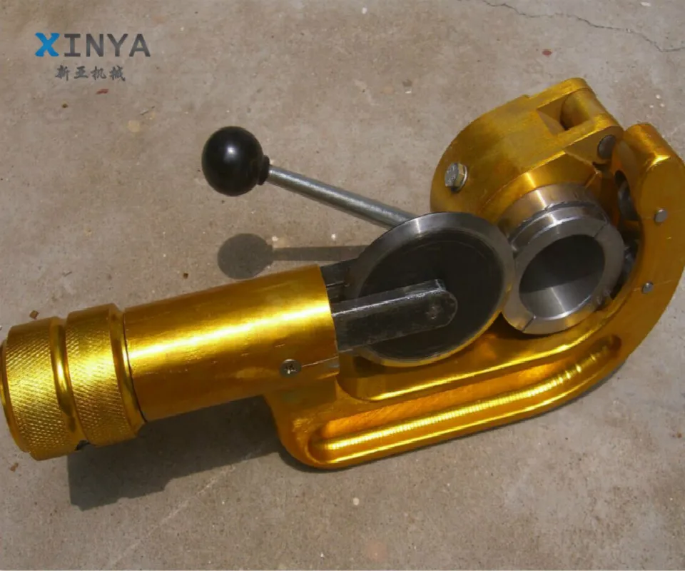 Cable layer stripper for stripping the outer layer of aluminum from 120mm2 to 400mm2