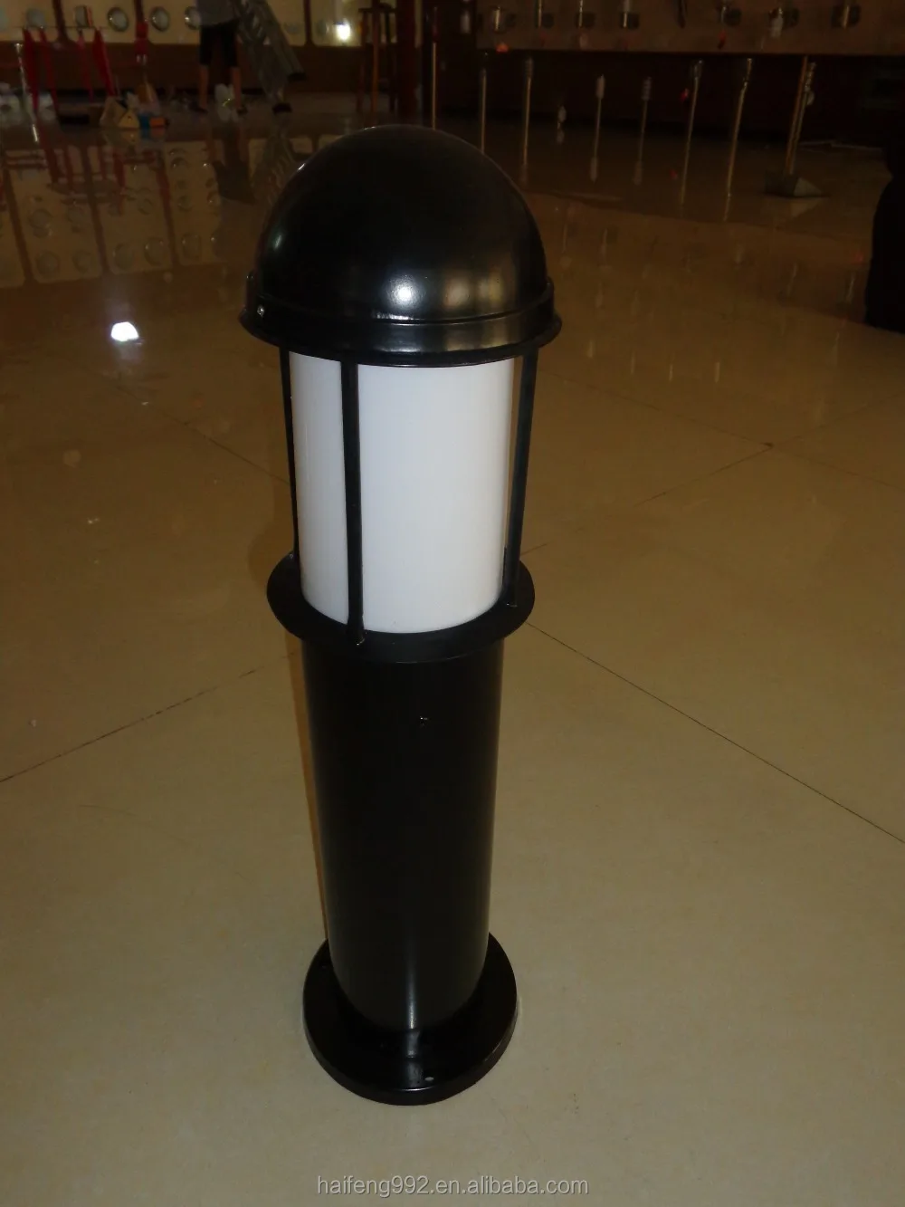 2016 новый продукт алюминиевая напольная лампа торшер для сада