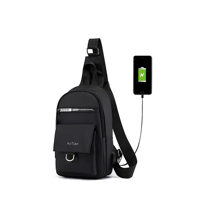 2019 Wholesale Waterproof Custom Cross Body Bag Men Chest Rig Bag with USB