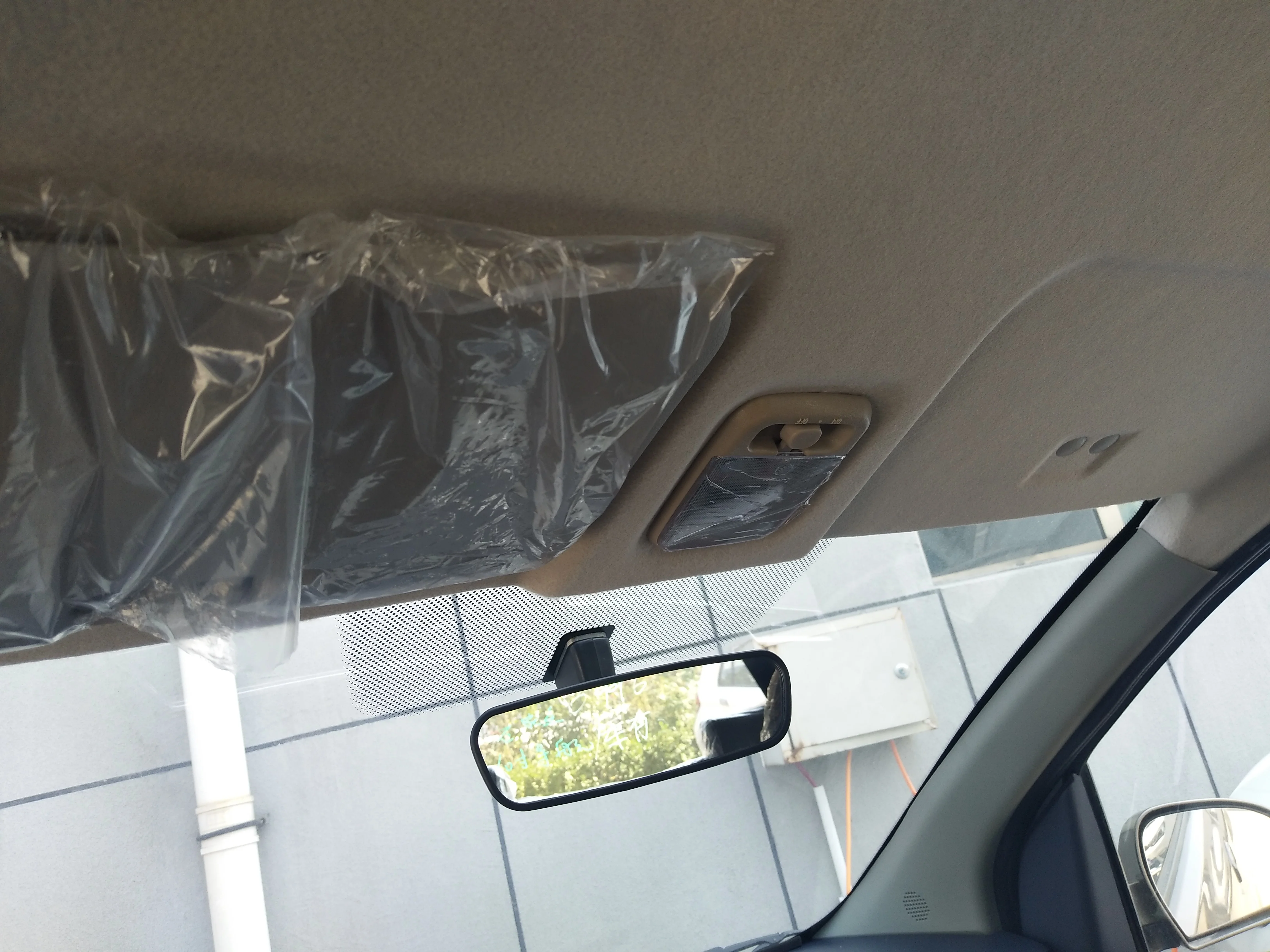 F1   Hot sale factory price 4 seat cheap electric cars left steering wheel right hand drive small electric cars suv jeep