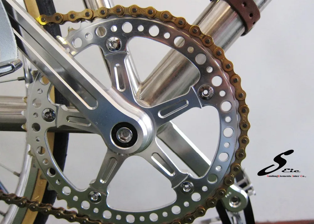 Chrome moly steel vintage classic bike