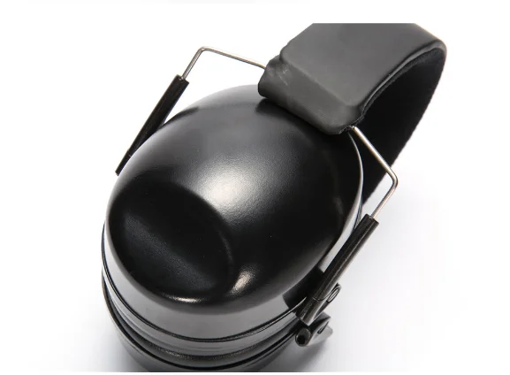 DFEM01  34 Decibel NRR Safety Earmuffs (No Pouch, Black)   34dB noise reduction rate