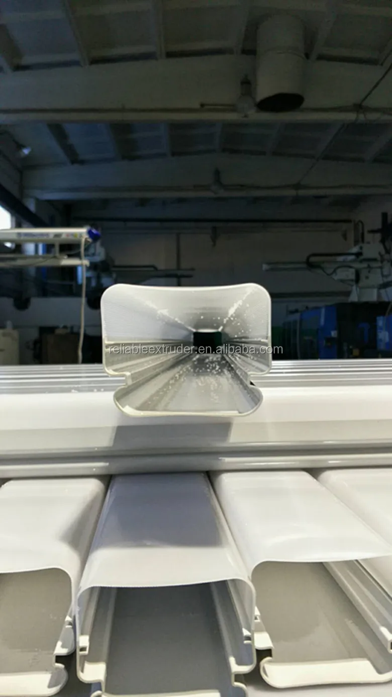 2018 Professional Factory High Quality PMMA LED PC Light Tube Extruder