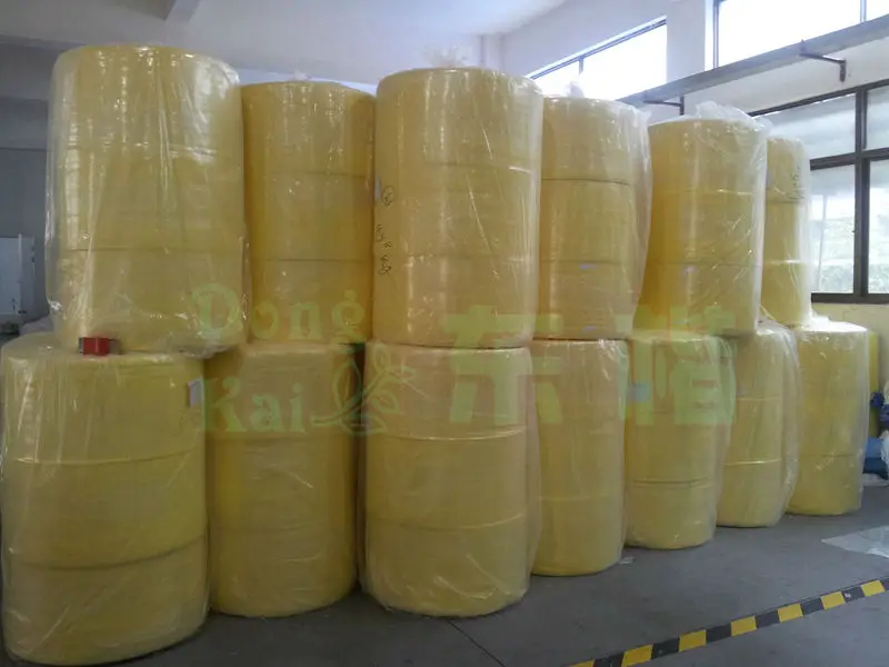 
colored needle punched Non woven fabric roll material 