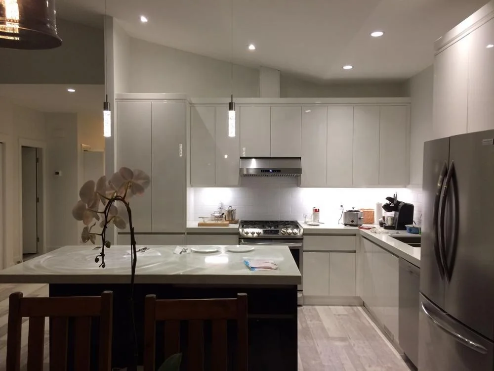 Австралийский современный дизайн, глянцевый лаковый кухонный шкаф без рук