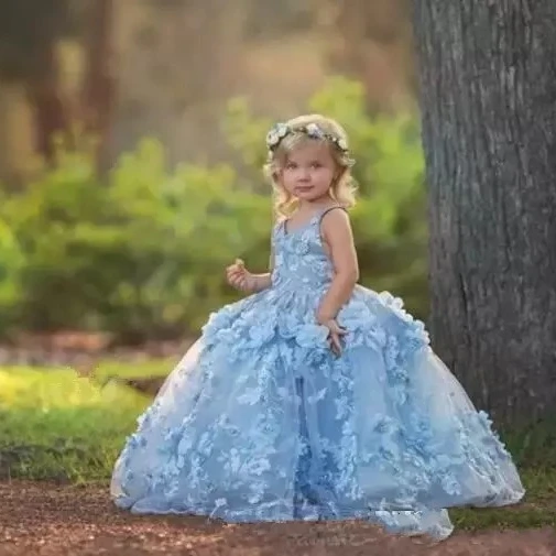 ZH0261X 3D Floral Applique Flower Girls Dresses Cross Straps Backless Communion Party Gowns Puffy Tulle Ball Gown