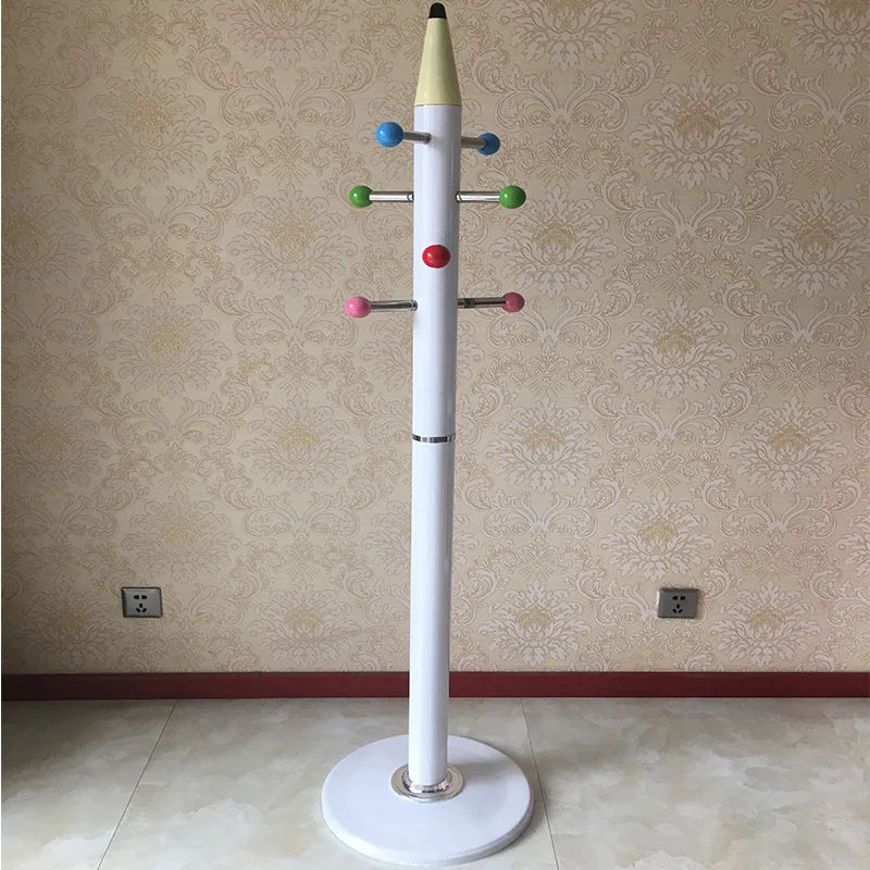 
2020 hot sale metal triangle coat rack 