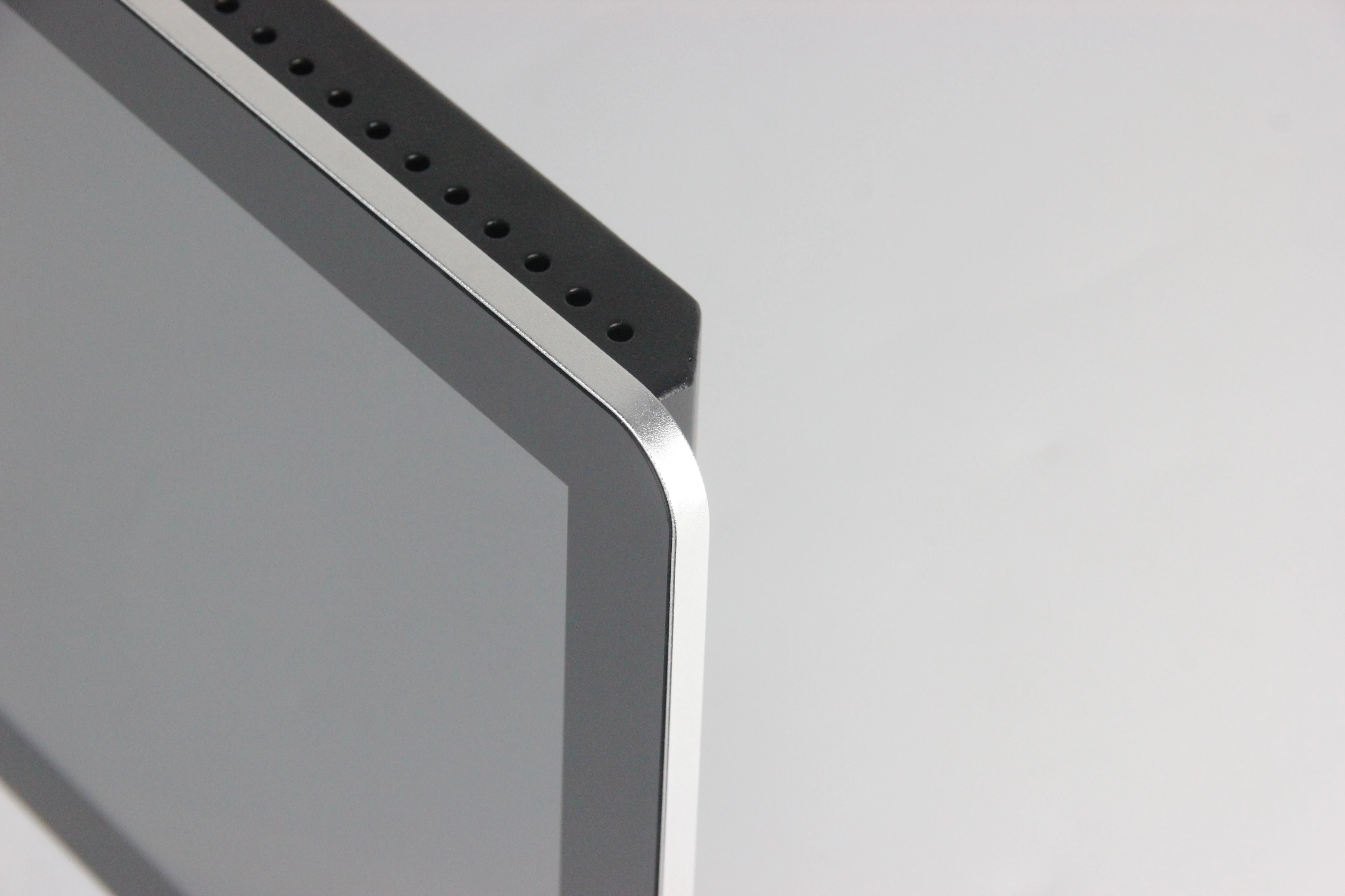 Промышленный сенсорный экран 15,6 дюйма, компьютер «все в одном» с os xp/7/8/10 для полиции, станции метро, банковского терминала самообслуживания