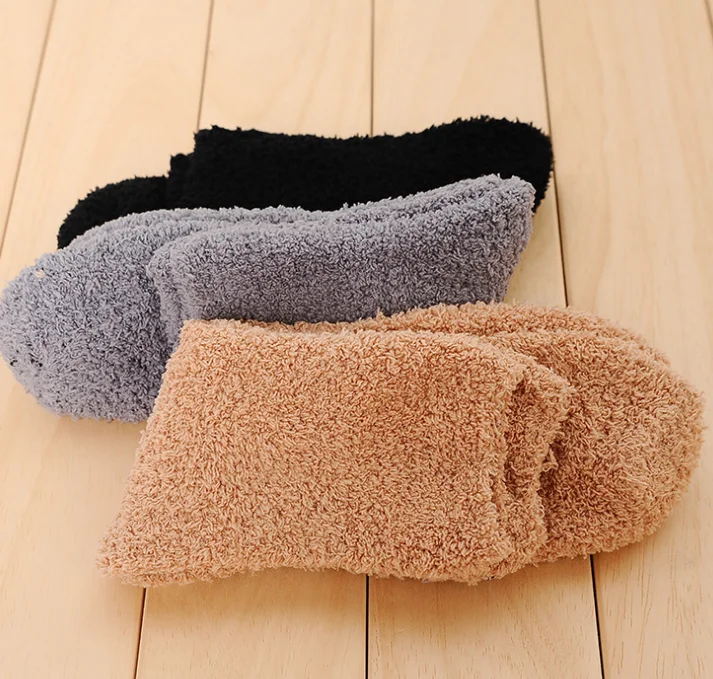 
Popular cozy fuzzy crew socks pom pom yarn Fluffy Multi Color Thermal Warm cozy home socks men 