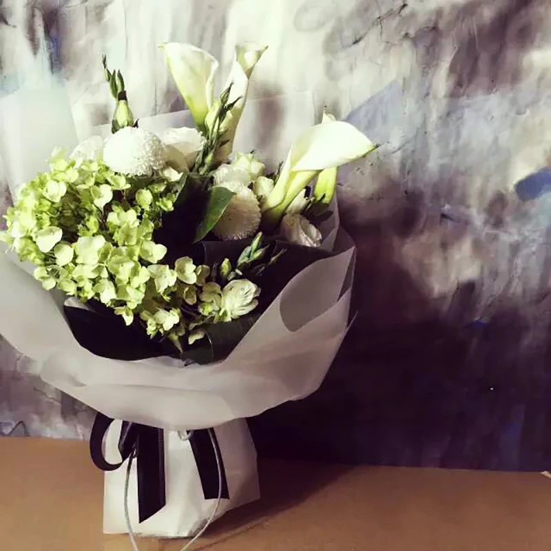 
Simple anti-static match for bouquet wrapping packaging semitransparent paper roll 