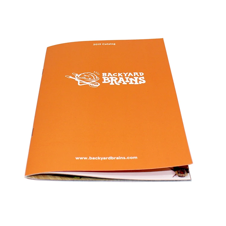 
 Пользовательская печать дешевая полноцветная брошюра A4/A5 softcover журнал книги  