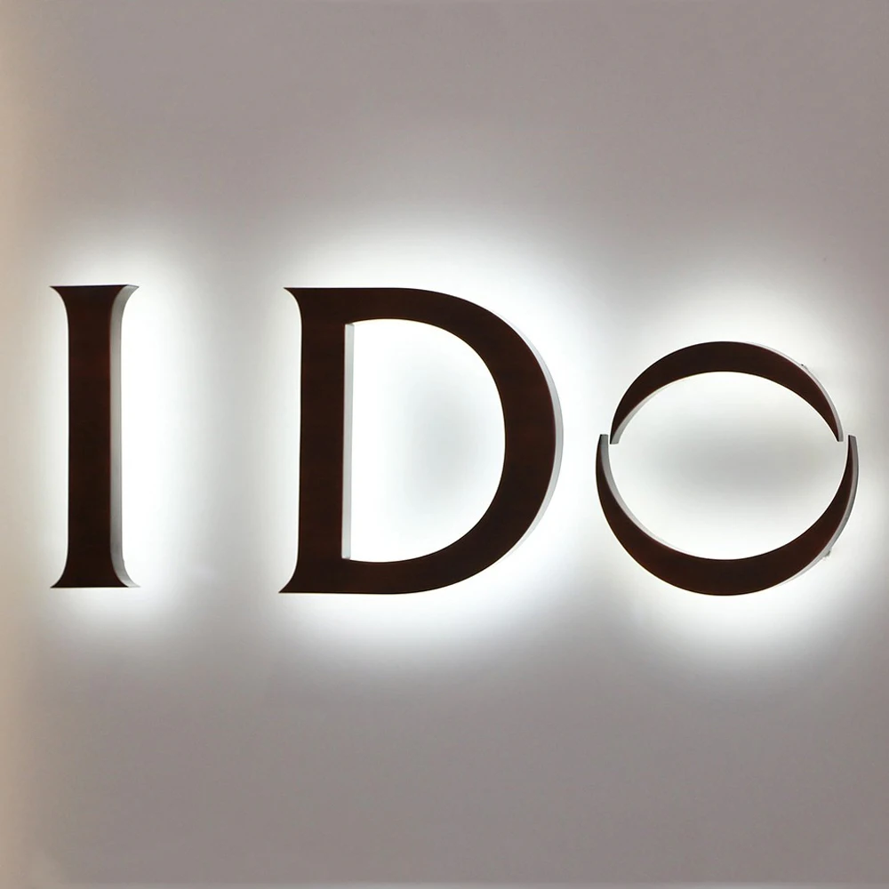 Gold Supplier Personalized Illuminated Letter Logo Signs LED Neon Light on Aluminum for Car Companies and Stores Shops