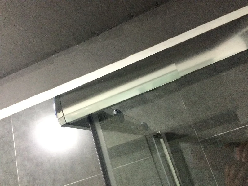 China Factory Square Free standing Cheap Glass Shower Enclosure